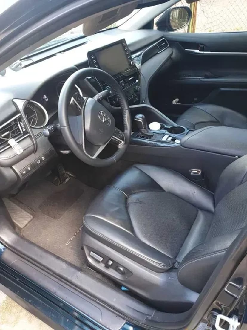 Toyota Camry 70 гібрид