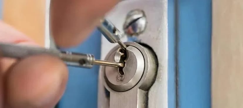 Аварийное открытие замков и дверей без ключа