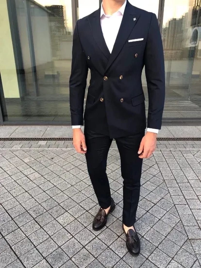 Смокінг на весілля та зустріч