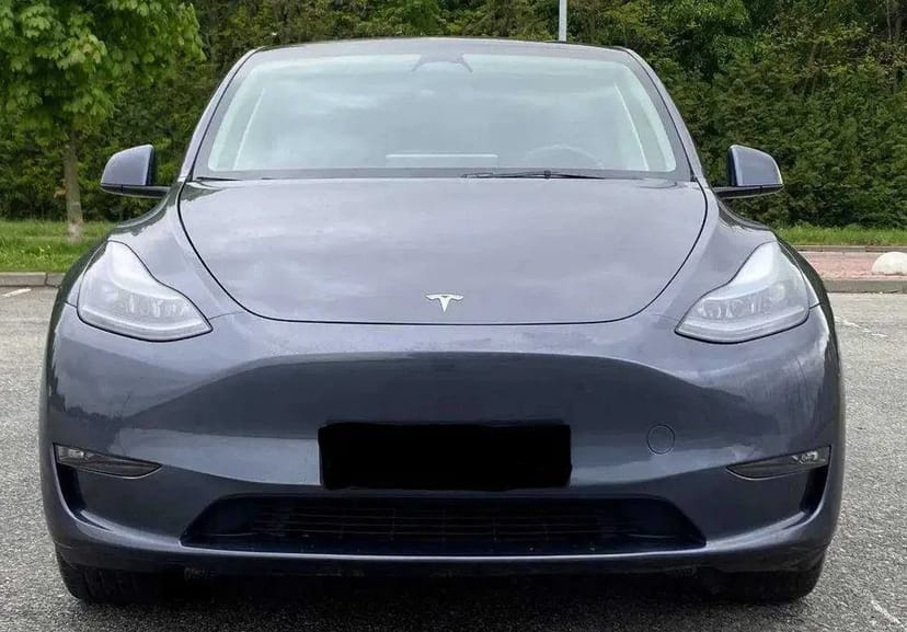 Авто Tesla Model Y ( 2022-2023)
