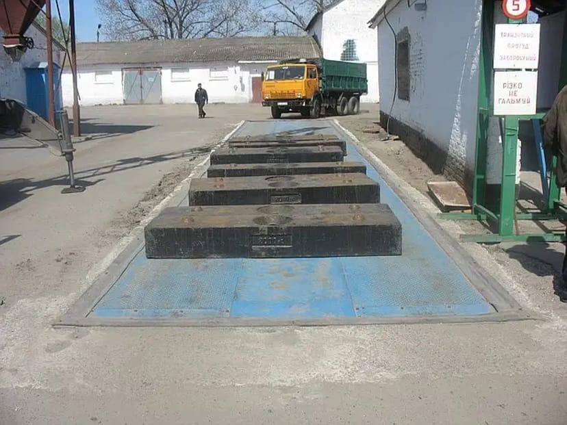 Професійний ремонт автомобільних і вагонних ваг