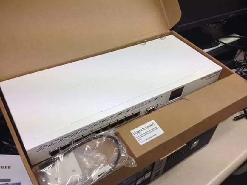 Налаштування MikroTik: VPN, CAPsMAN, WiFi, 3G\4G, 2 провайдери, VLAN