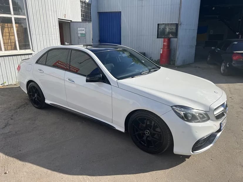 Пасажирські перевезення по місту та по Україні Мерседес