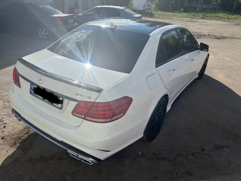 Пасажирські перевезення по місту та по Україні Мерседес