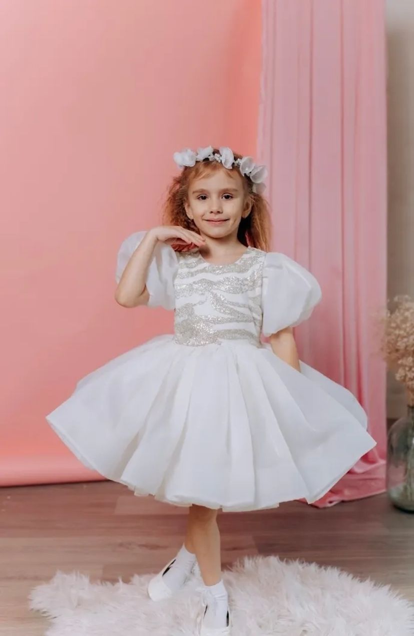 Дитяча святкова сукня на випускний