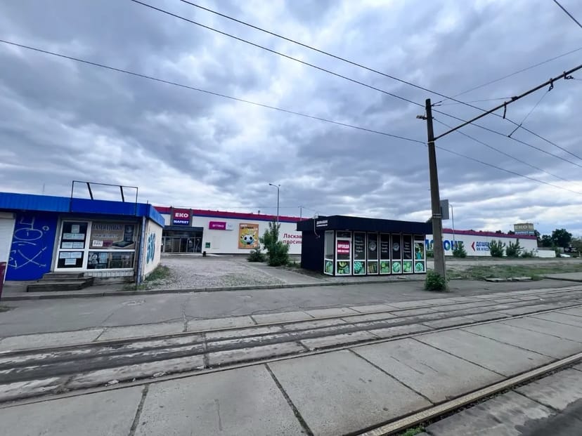 Фасадне приміщення 30 м2 в Деснянському районі