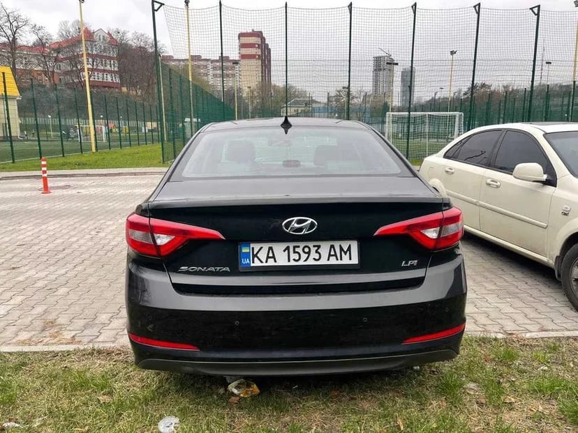 Автомобіль Hyundai Sonata