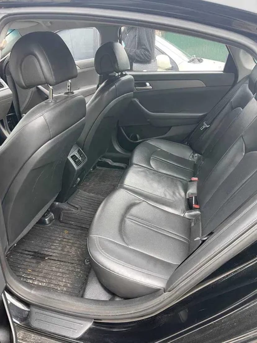Автомобіль Hyundai Sonata