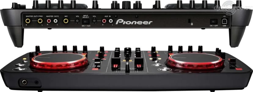 DJ контроллер Pioneer