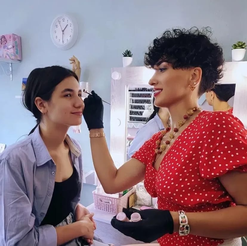 Ламінування вій / брів оформлення корекція