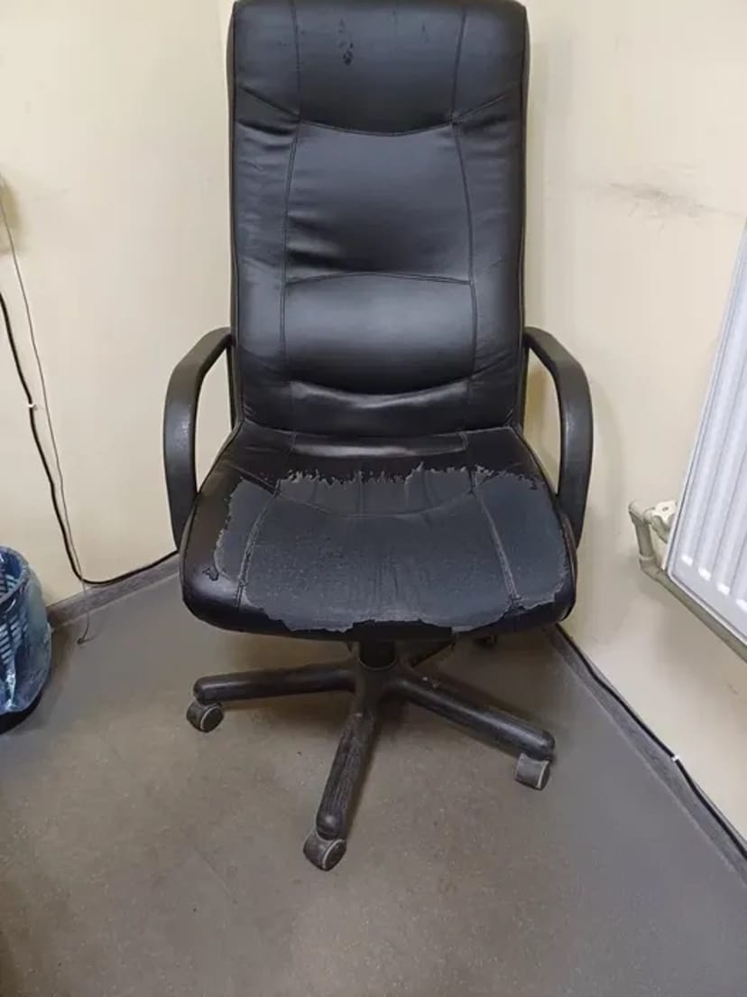 Перетяжка ремонт м'яких меблів актуальна . ЗНИЖКА!