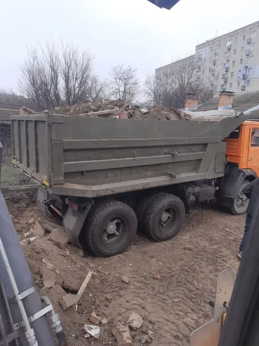 Послуги екскаватора-навантажувача, міні-екскаватора