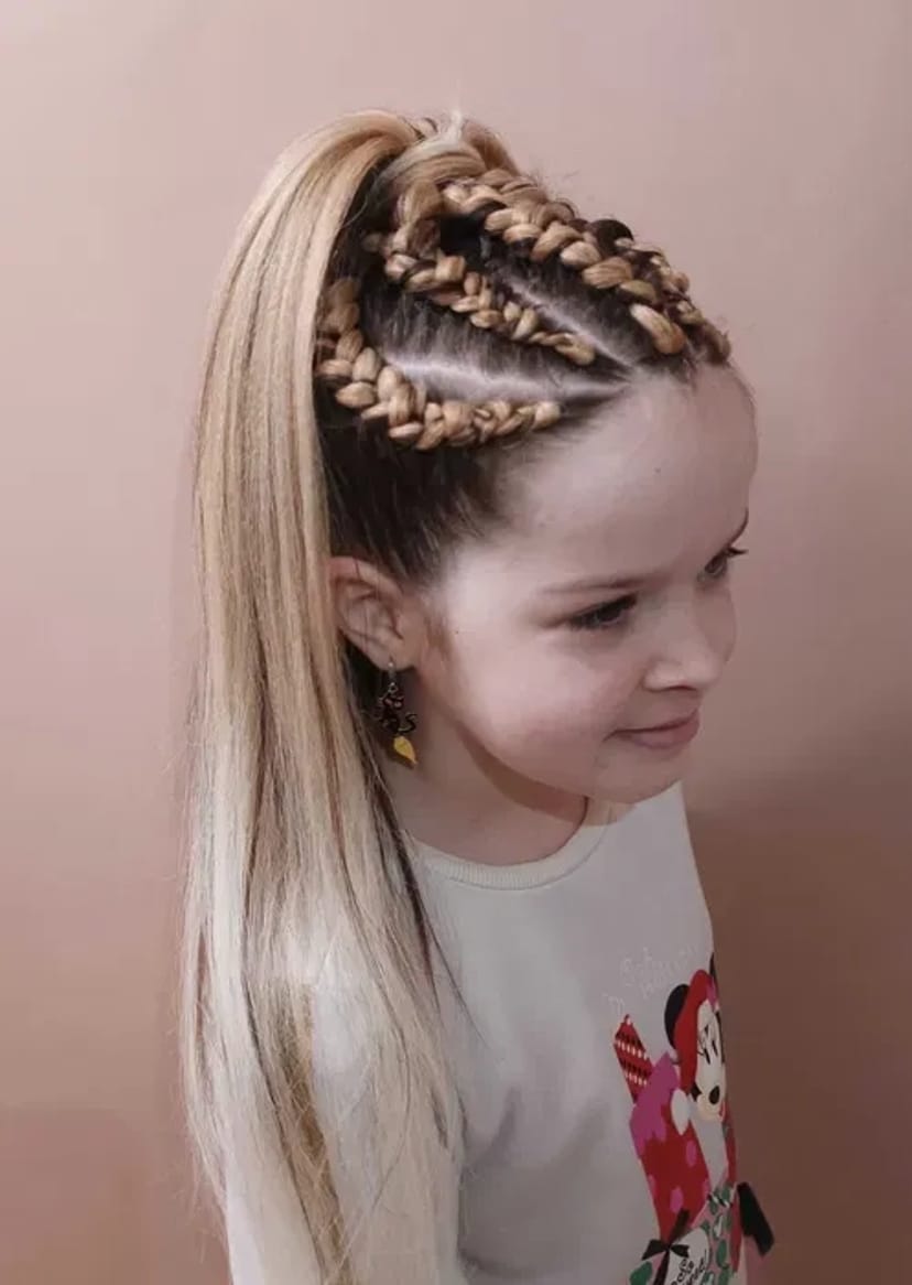 Зачіски, плетіння косичок