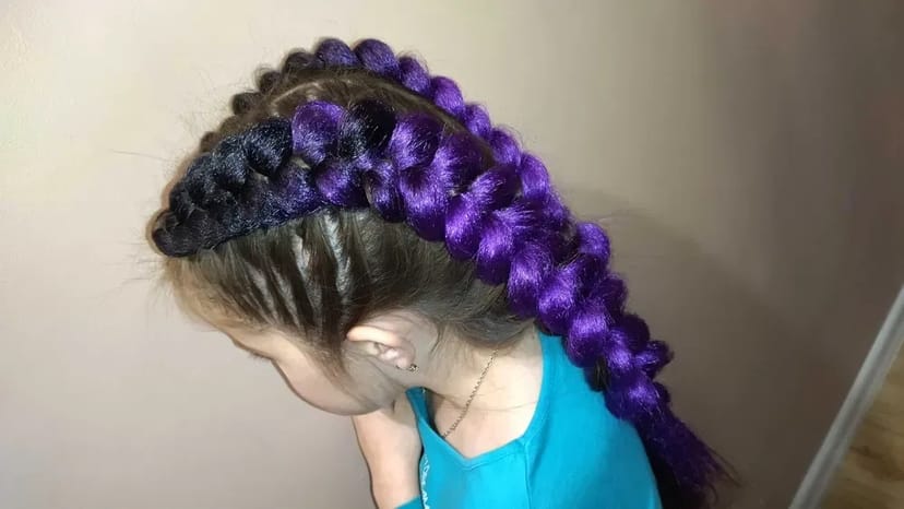 Зачіски, плетіння косичок