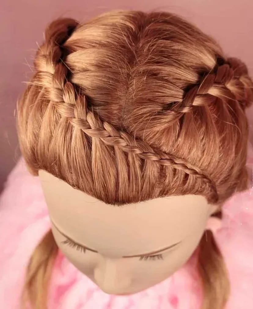 Зачіски, плетіння косичок