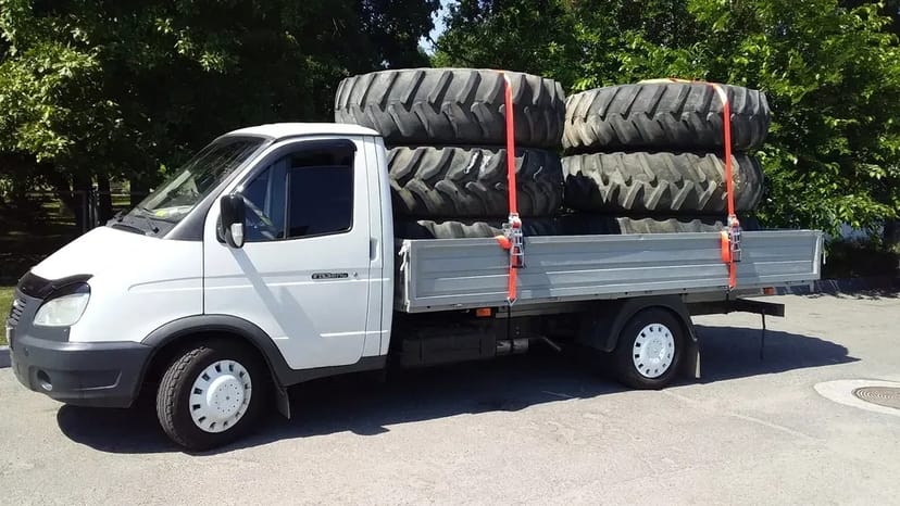 Вантажоперевезення.