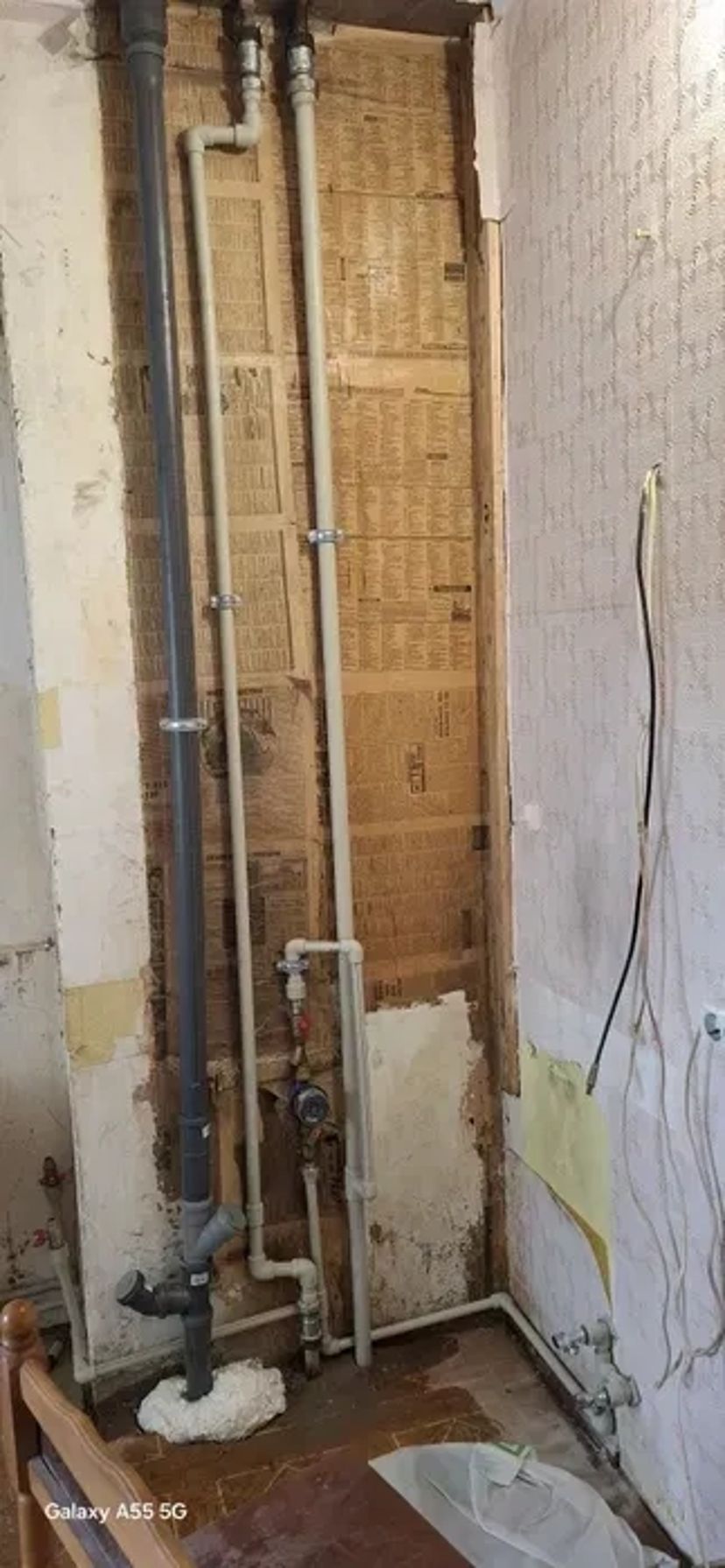 Сантехнік під ключ — чистка бойлера, пайка труб, ремонт без турбот