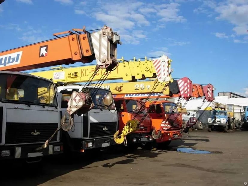 Спецтехніка - Автокран