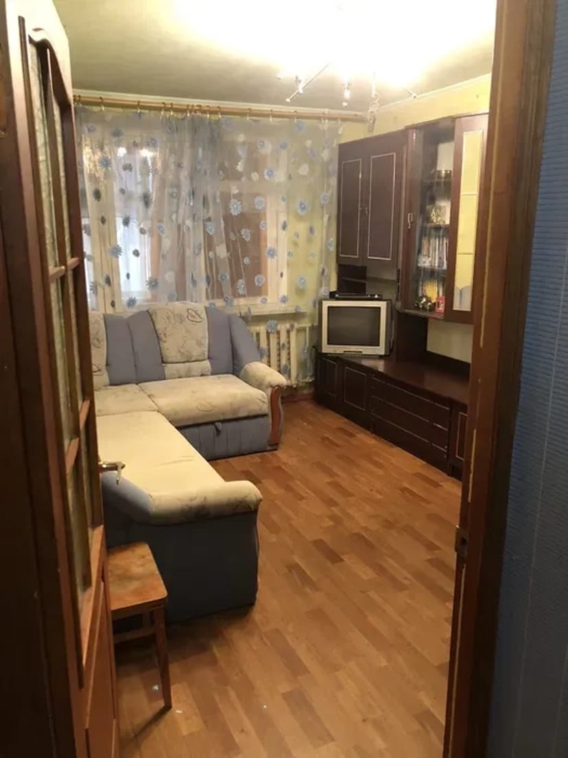 Квартира подобо на місяць-два. Метро Деміївська