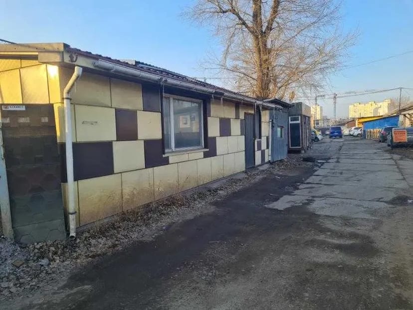 Комерційне приміщення 30 м² під склад чи міні-магазин