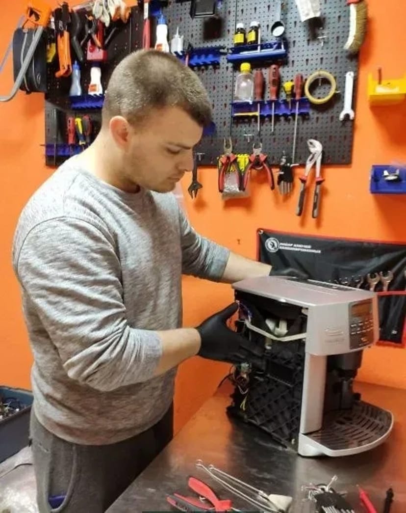 Ремонт обслуговування кофемашин, кавоварок Виїзд майстра.