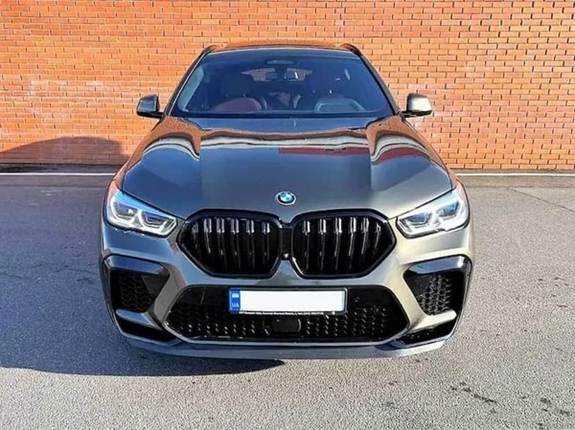 107 Позашляховик BMW X6 M50d