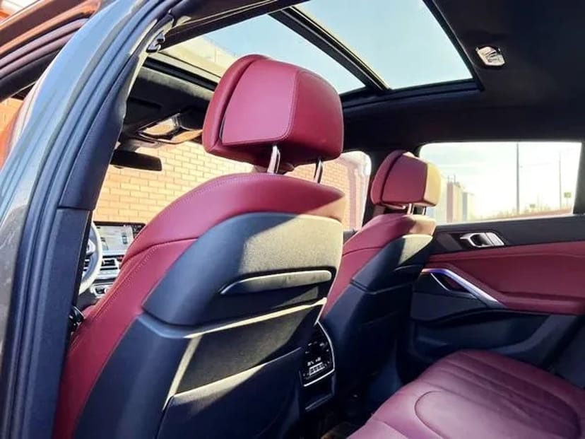 107 Позашляховик BMW X6 M50d