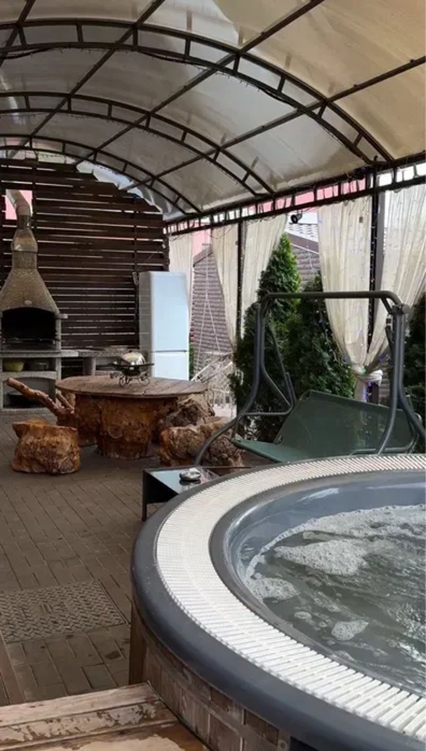 Для компаній з 10:00 до 13:00 1000/год , баня, чан, басейн, мангал