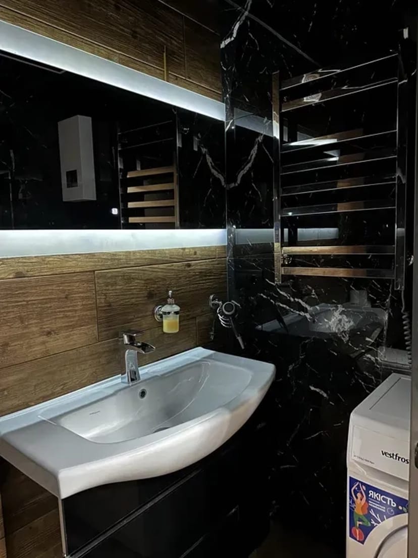 Для компаній з 10:00 до 13:00 1000/год , баня, чан, басейн, мангал