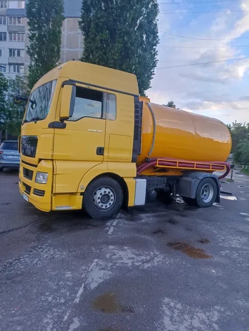 Викачка вигрібних ям. Послуги асенізатора та мулососа.