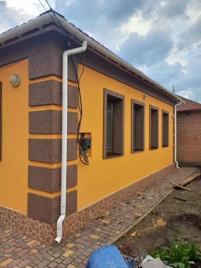 Утеплення фасадів,будинків квартир пенопластом 20 см.