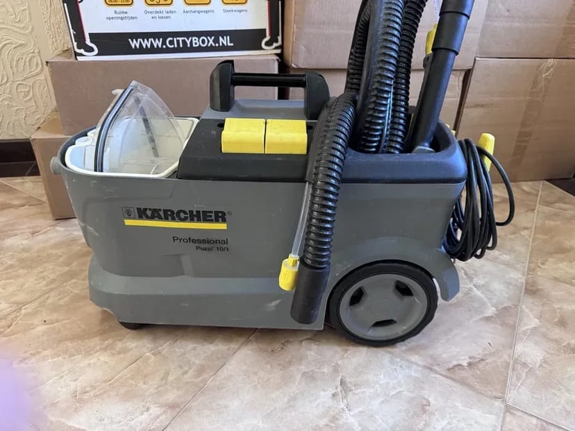 Миючий пилосос Karcher