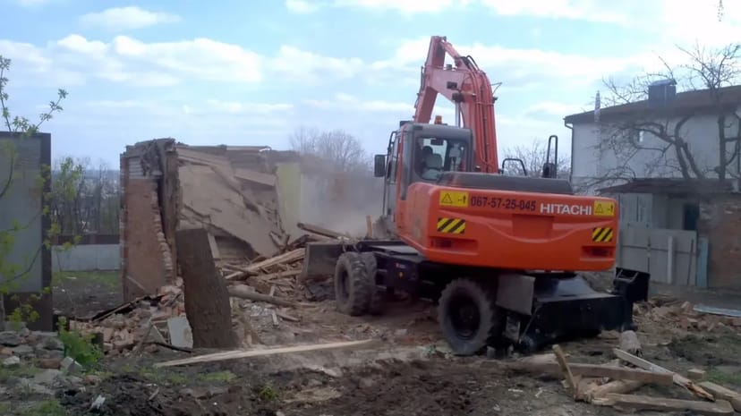 Демонтаж старого житла