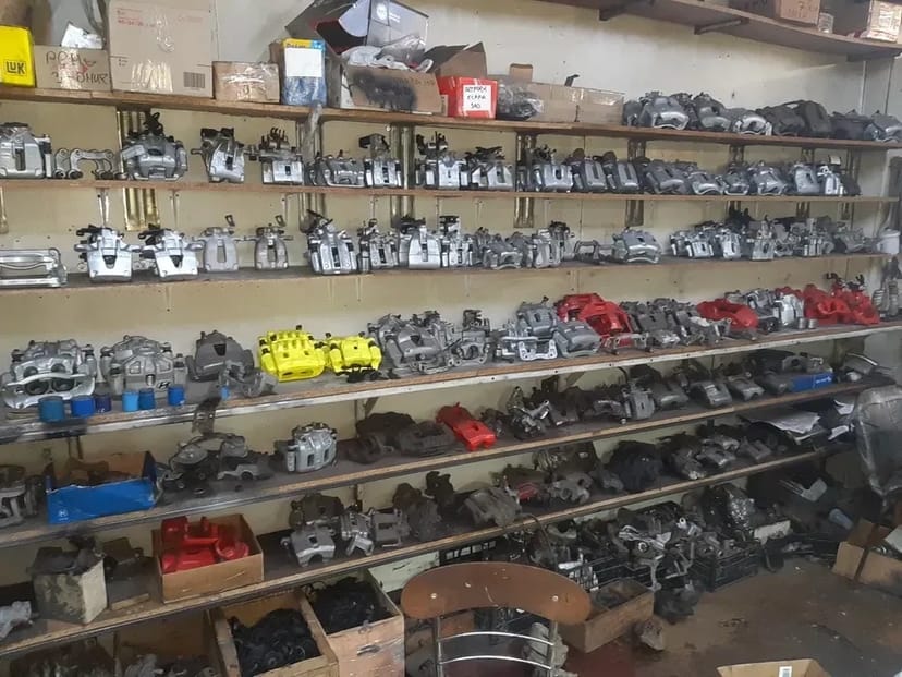 Проточка гальмівних дисків без зняття ремонту супорта реставрація скоби