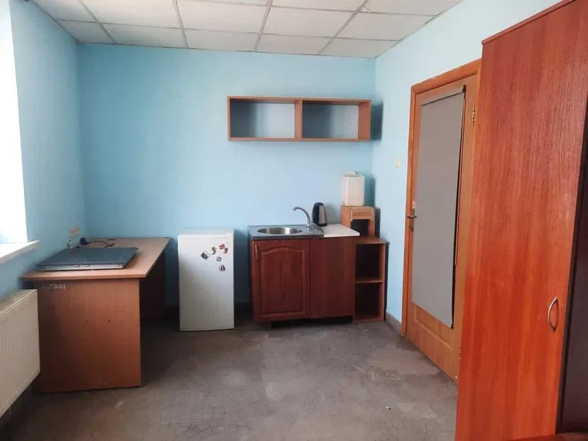 Комфортна окрема кімната в невеликому гуртожитку поруч з Турецьким городком
