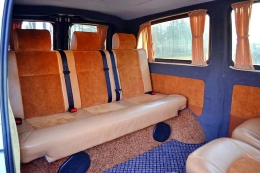 Мікроавтобус Mercedes VITO (8 місць)