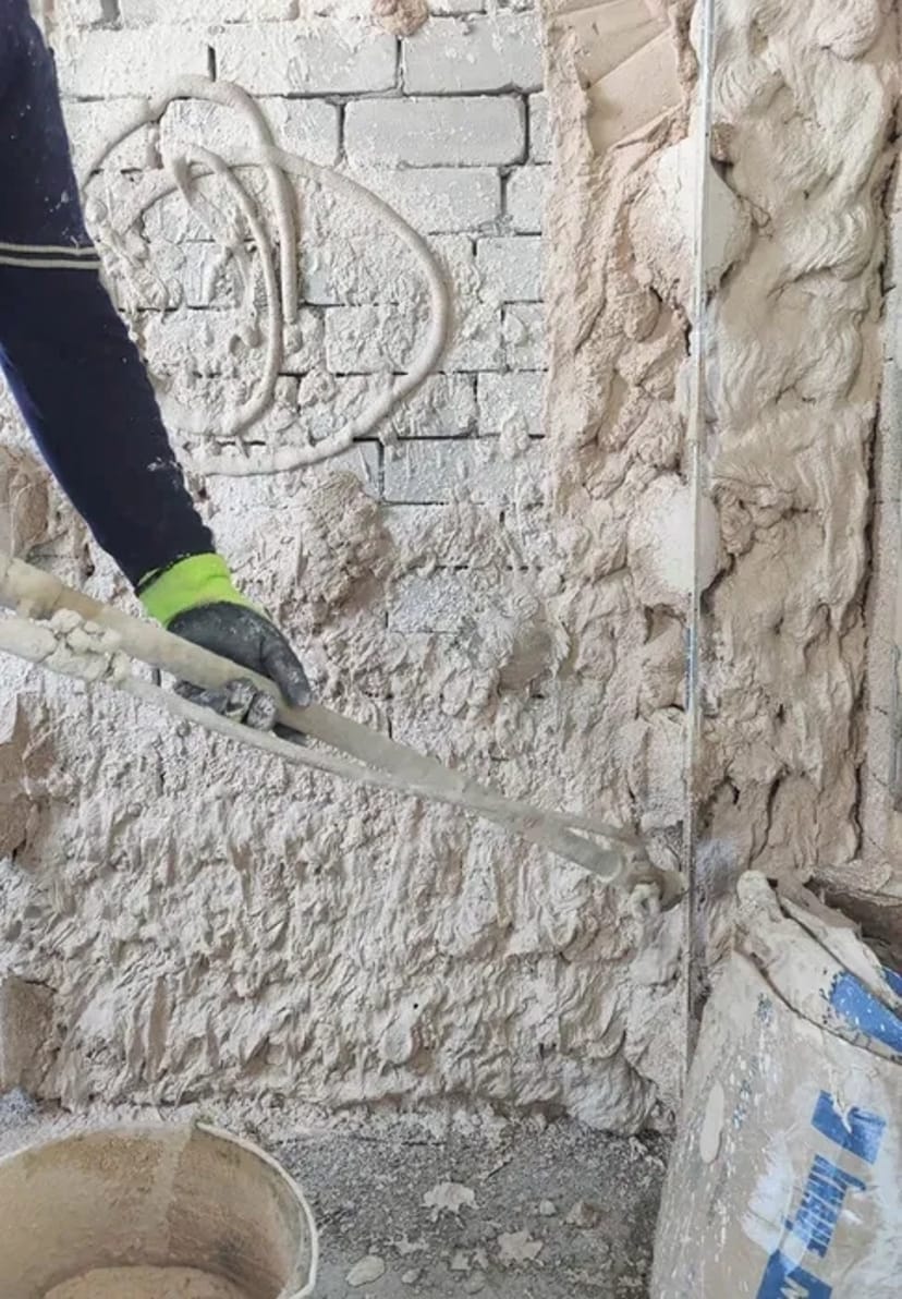 Машинна штукатурка Київ та Київська область. Працюємо з різними типами поверхонь