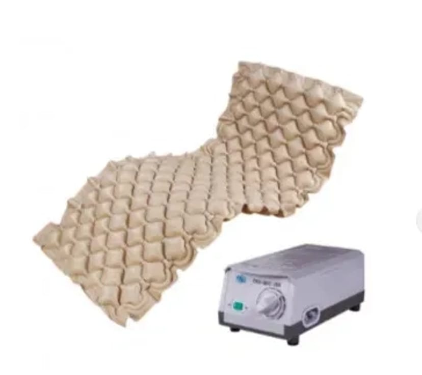 Ліжко медичне