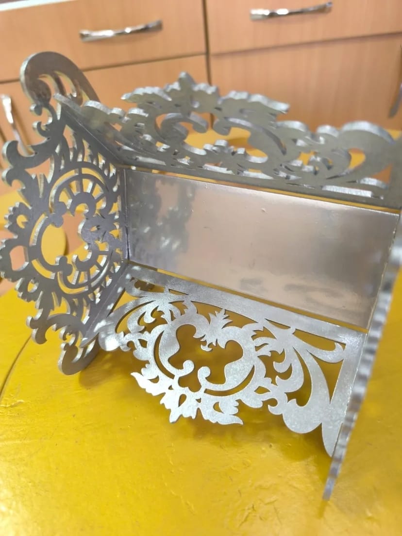 Лазерне гравіювання та фрезерування на ЧПУ верстаті