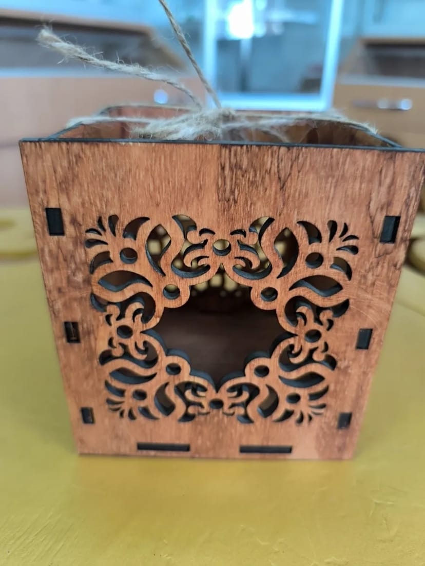 Лазерне гравіювання та фрезерування на ЧПУ верстаті