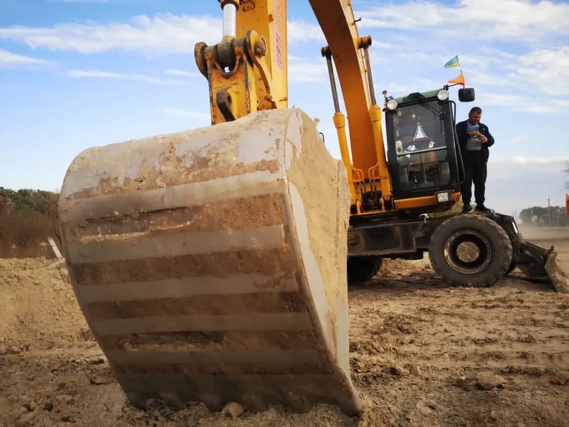  Екскаватор повно поворотнний колісний JCB-160, ківш 1 куб (додатковий планувальний ківш)