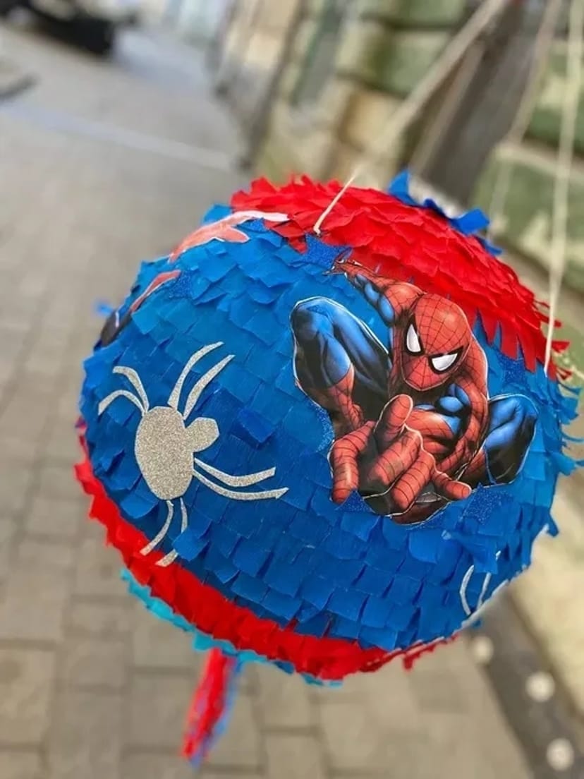 Аніматори Львів, шоу програми, піньяти, наукове шоу