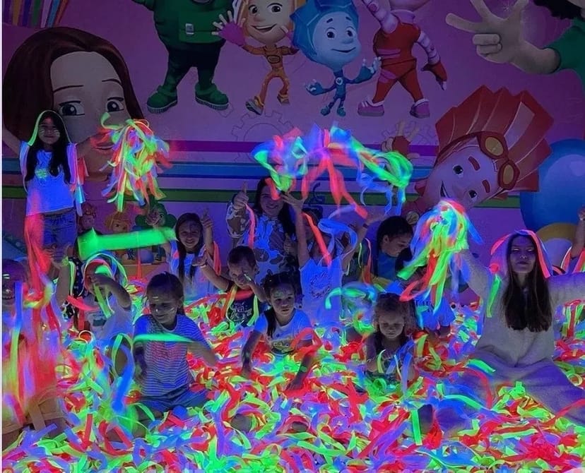 Аніматори Львів, шоу програми, піньяти, наукове шоу