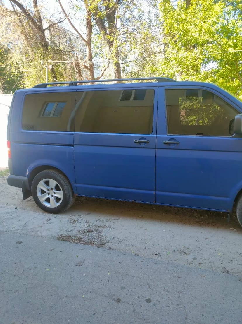 Мікроавтобус на 8 місць з водієм