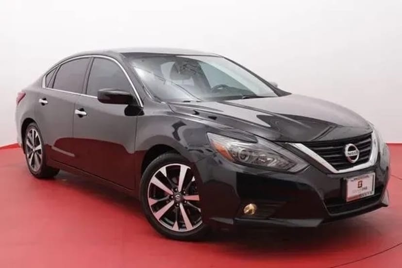 Авто Nissan Altima