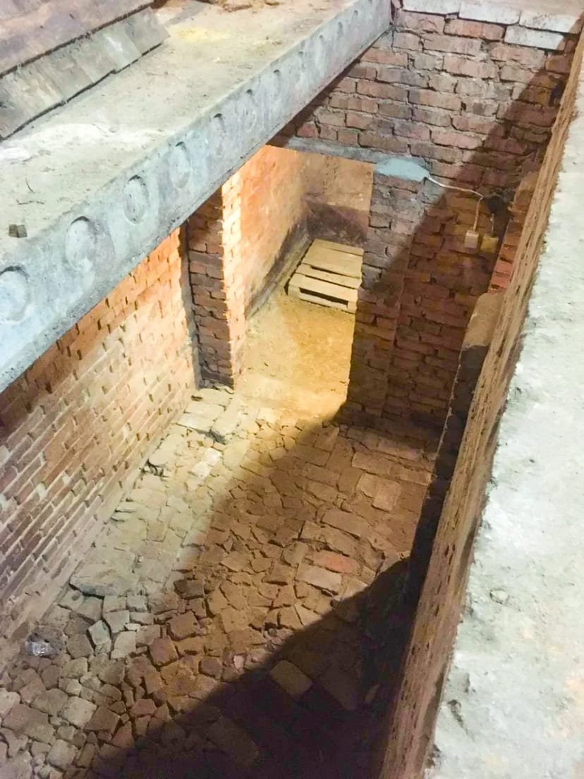 гараж / склад / майстерня / стоянка / підсобка / комірка / переїзд / місце для речей / складське приміщення Луцьк