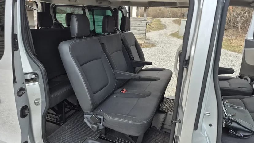 RENAULT Trafic. Універсальний Мікроавтобус. Комфортний та Економічний. 12 000 тиждень