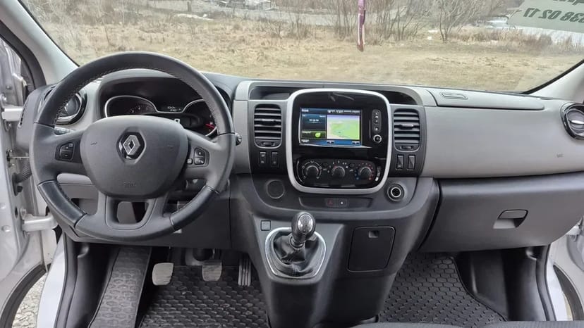 RENAULT Trafic. Універсальний Мікроавтобус. Комфортний та Економічний. 12 000 тиждень