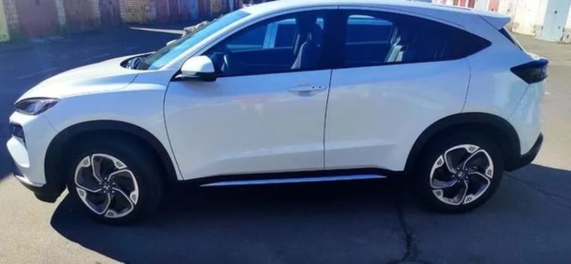 421 Позашляховик на весілля Honda eNS1 замовити з водієм
