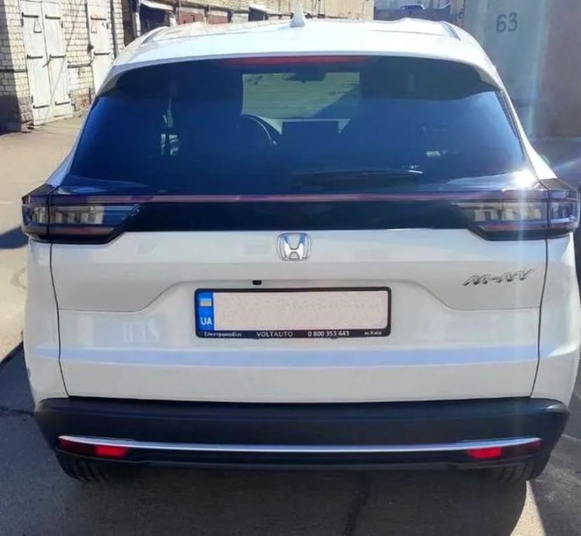 421 Позашляховик на весілля Honda eNS1 замовити з водієм